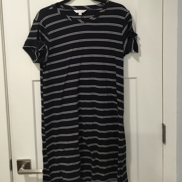 LC Lauren Conrad Dresses & Skirts - Woman’s dress